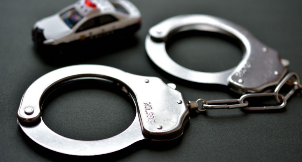 【判例・事例】実際に逮捕・書類送検されたカスハラ事件簿