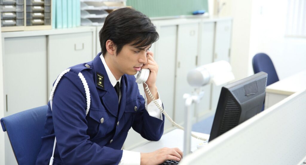 カスハラの暴言を証拠に「警察・弁護士」を動かす手順